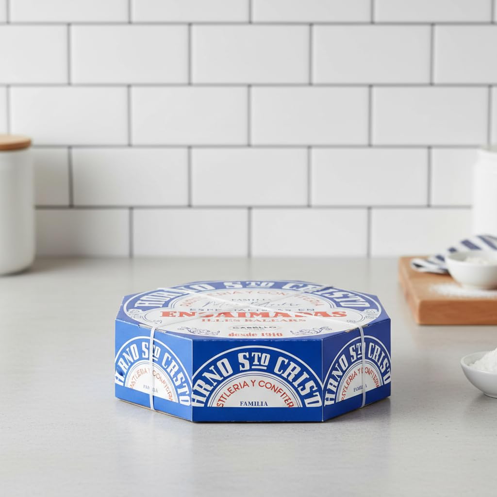 Ensaimada de Cabello de Ángel 650g - Dulce Típico Mallorquín Elaborado de Forma Artesanal desde 1910 - Horno Santo Cristo - Repostería en Caja Octogonal de Regalo - NEXU