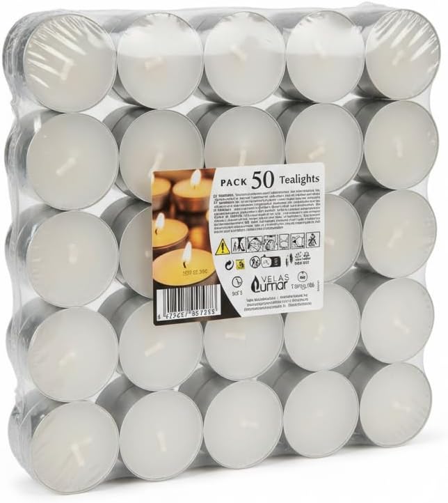 VELAS Lumar Pack de 50 Velas de Té (Tealights) de Larga Duración (4 Horas), Velas Pequeñas de Parafina para Decoración, Iluminación de Eventos y Quemadores de Esencia, Fabricado en España