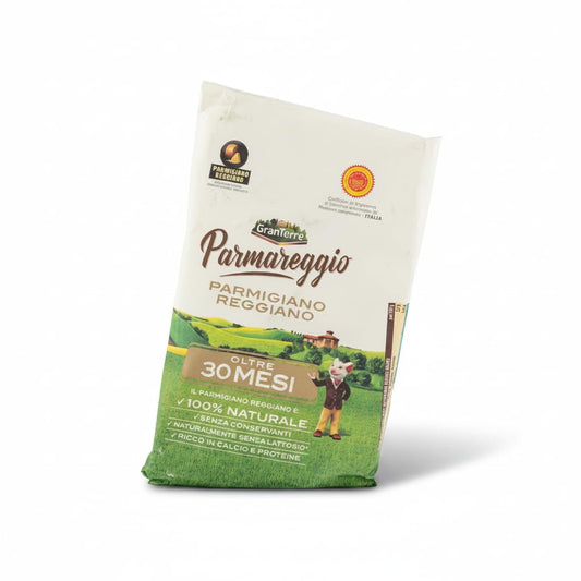 Parmigiano Reggiano DOP - Queso Italiano Curado Más de 30 Meses, 1,015 kg - 100% Natural, Sin Lactosa, Alto en Proteínas y Calcio - Parmareggio - Ideal para Gourmet - NEXU