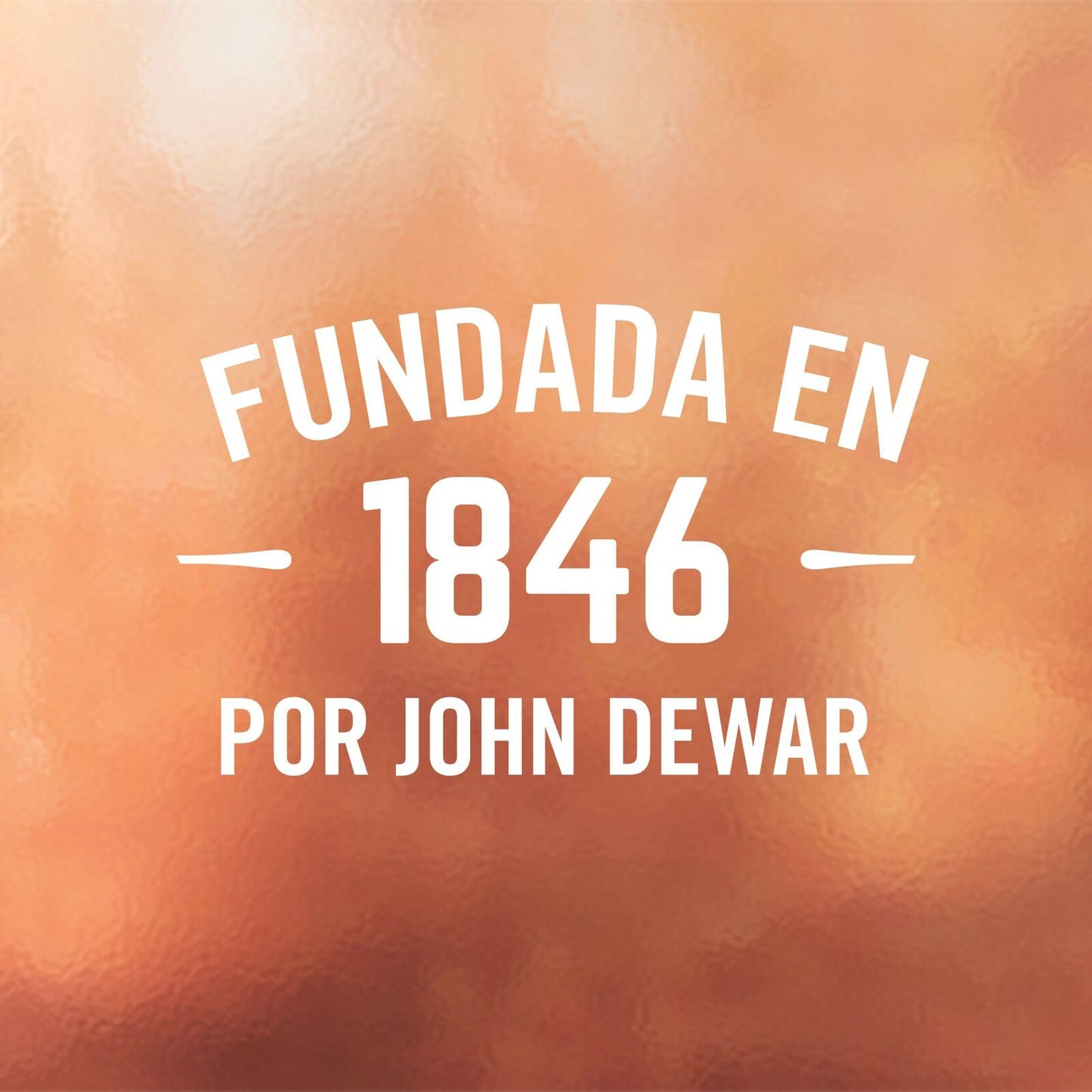 Dewar's White Label Blended Scotch Whisky, 40% ABV, 70cl / 700ml, Acabado en Barricas de Roble Seleccionadas