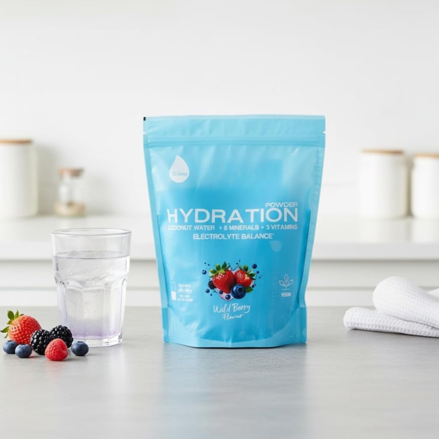 Mezcla de Electrólitos con Agua de Coco, Minerales y Vitaminas - Sabor Frutos Silvestres - 60 Sticks de 6g (360g) - Hidratación Vegana de Nivel Superior para Deportistas - NEXU